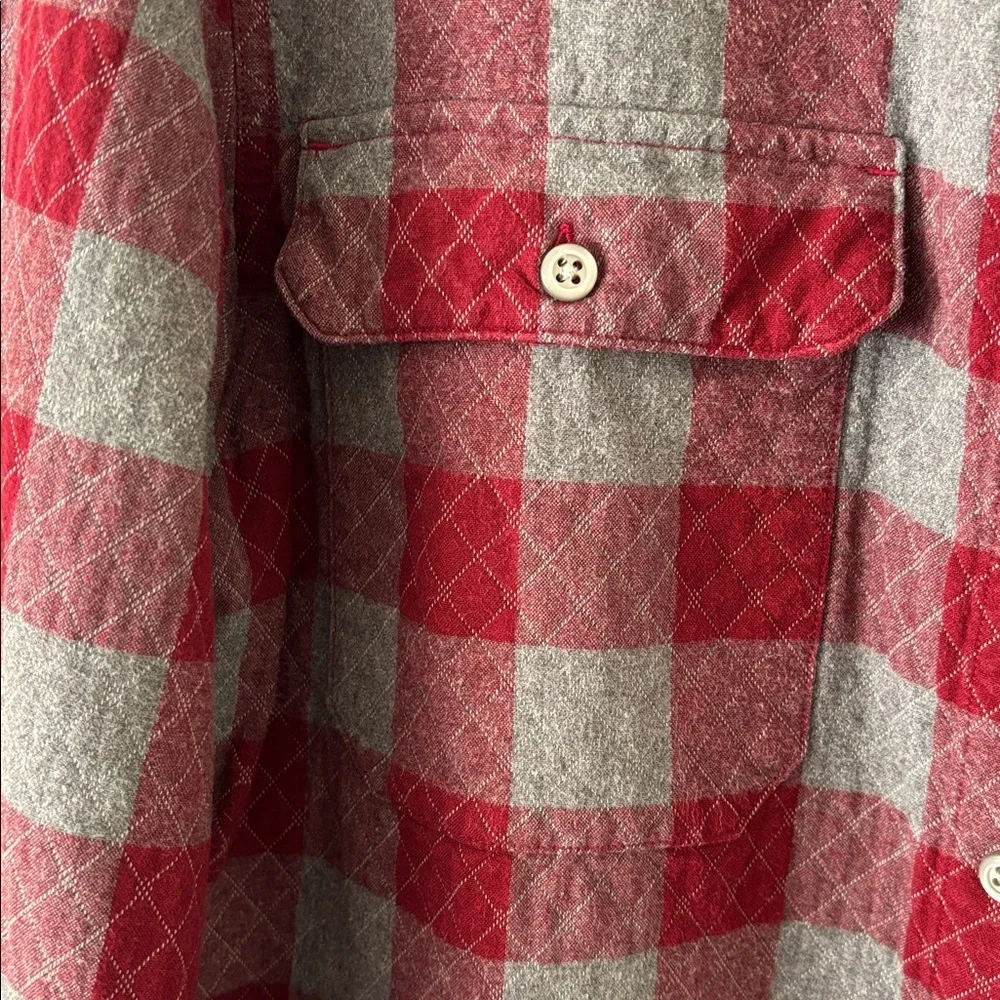 Banana Republic Men’s Red and Gray Plaid Casual Button Down Shirt large
